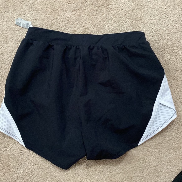 Under Armour athletic gym summer shorts black and white xs womens - Picture 7 of 9